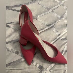 Women’s Franco Sarto L Lucy NWOB size 8 .Super modern dress heels.